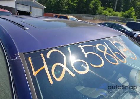 2006 Volkswagen Touareg V6 from USA, damaged, VIN WVGZG77L46D009826